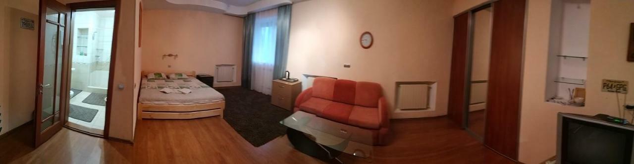 Отель Хата Dnipro Exterior foto